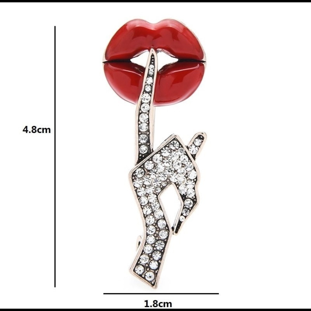 New red lips pendant valentine’s Day gift - Picture 2 of 2